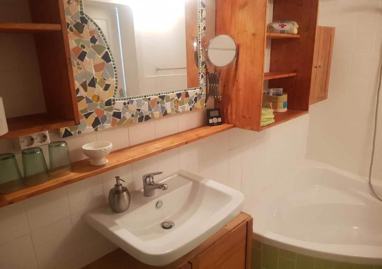 Aeltestes Haus In Quentel - Ferienwohnung 1 Mit Kleinem Garten Lichtenau Zewnętrze zdjęcie